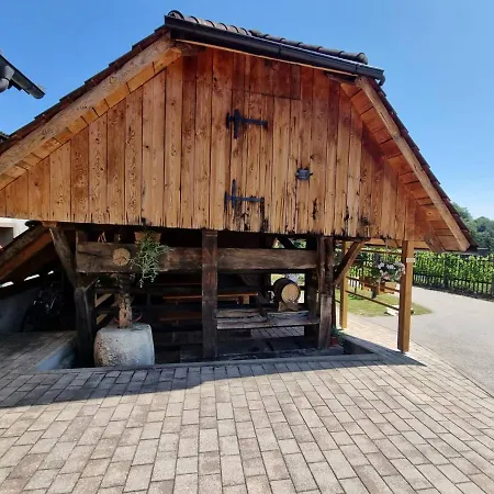 Pocitniska Hisica Zagar *